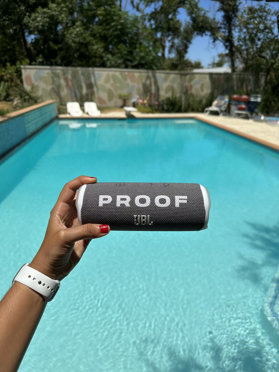 proofadv's tweet photo. Peep the new #ProofAdv swag 👀 https://t.co/VZxhd3XA18