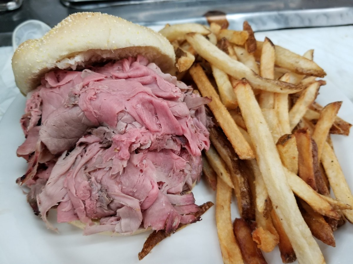 Beefalo Bob's Catering tweet media