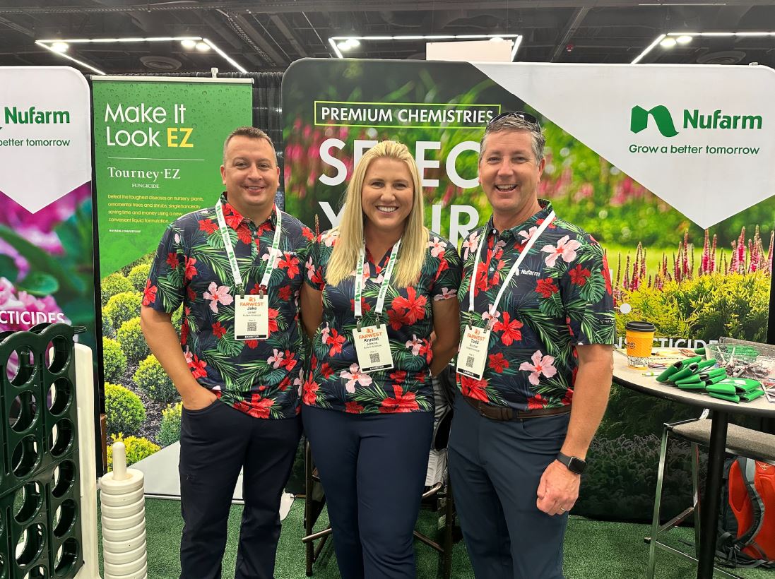 NufarmUSGHN's tweet image. We had a great time at the Farwest Show in Oregon! Jake, Krystal and Todd with Nufarm were pleased to talk about our new and coming soon solutions for nurseries and their partners! #Farwest #Nufarm #PartnersForGrowth #GrowABetterTomorrow #nursery #greenhouse #solutions
