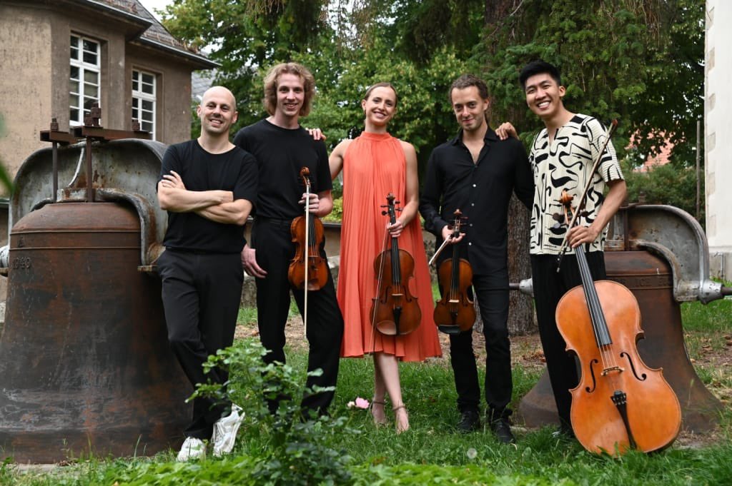 julienquentin's tweet photo. A wonderful all-British program with Scott Piano Quartet & Elgar Piano Quintet at Radebeul Music Festival, thank you for the great times !
#AlbrechtMenzel #SaschaMaisky #NatalieLoughran #BryanCheng @SMaisky #MusikFestivalRadebeul @dlfkultur
📷 Patrick Böhnhardt https://t.co/b60u6jFv6V