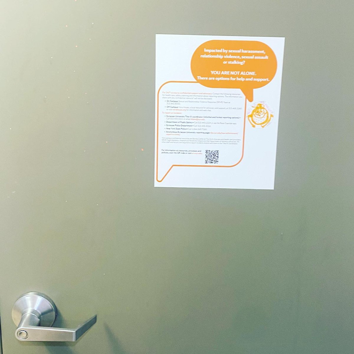wcraghead's tweet photo. left a hand-drawn sticker at a college while dropping off a daughter
#seedtoss @SyracuseU #sticker #streetart https://t.co/UK2rGrcTGy