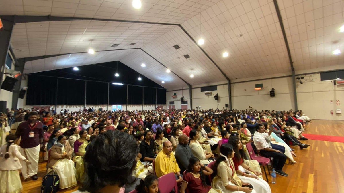 IndiainNZ's tweet photo. #OnamFestKerala
India in NZ wishes everyone a very happy #Onam2023. HC Neeta Bhushan joined the #Onam celebrations organised by Wellington Malayali Association. All appreciated excellent cultural performances, beautiful rangoli &amp; Onamsadya.
@MEAIndia
@priyancanzlp
@KeralaTourism https://t.co/aa9HXReaT9