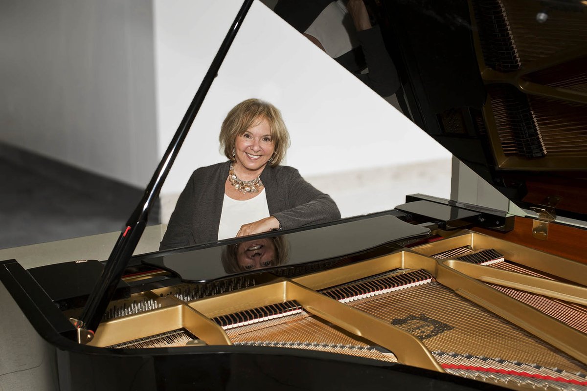 Remembering Marianne Williams Tobias ❤️ 

Classical Music Indy paid tribute to her on one of their most recent streams—she will continuously be remembered as a major figure in the music community of Indianapolis. 

Check it out here: classicalmusicindy.org/cmi-streaming/… 

#INDYSYMPHONY