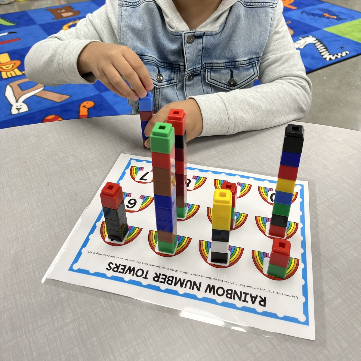 Mrs_NicholsonJ's tweet photo. A glimpse into some of the activities we did today in Essential Academics @comalcreekes !! 📚We are making rainbow number towers and practicing following directions on our new promethean board!✍🏼@Carly41595 @EmilyLoftin4 https://t.co/dhHl1WK9ZF