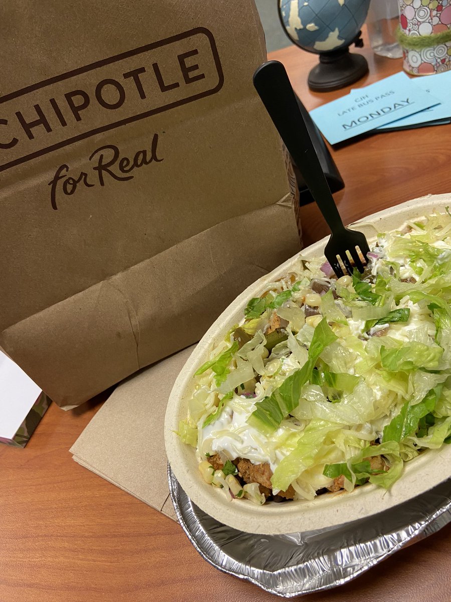Cardiff Jr High PTA brought me lunch today… made my day <a href="/CardiffColts/">Cardiff Junior High</a> <a href="/cjhpta/">CardiffJH PTA</a>