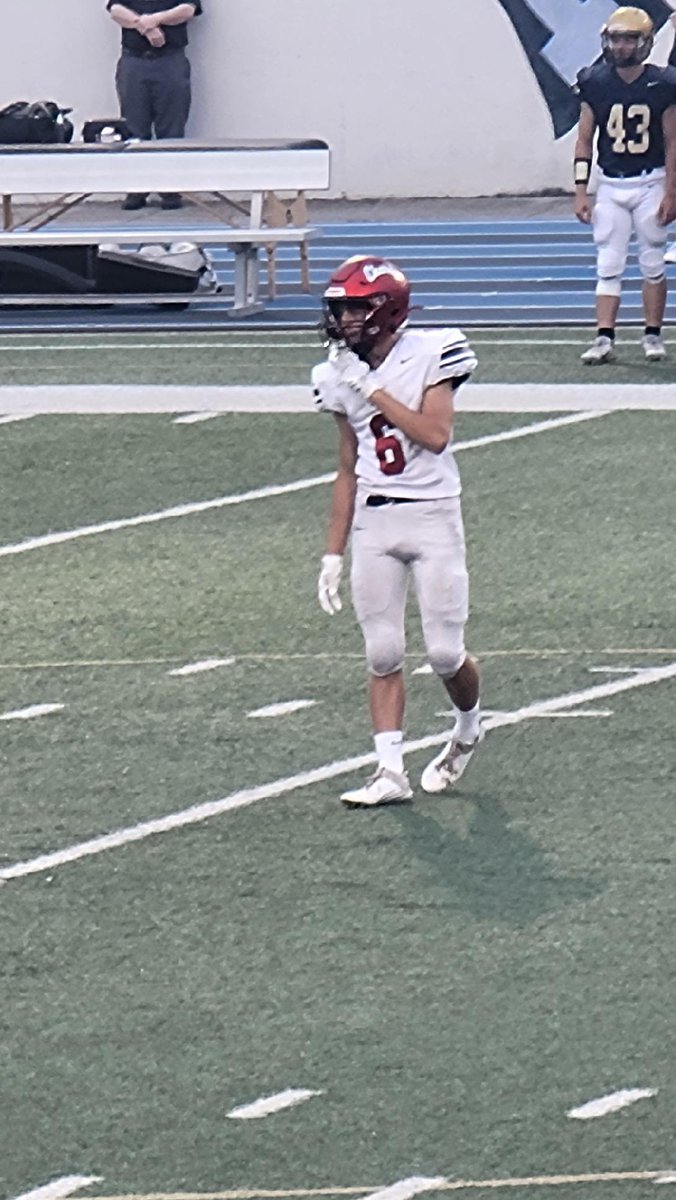 Congrats to our week 2 players-of-the-week!:

Offense- Sr. QB Will Francis

Defense- Jr. LB Alexander Ash

Special Teams- Sr. Tim Evans