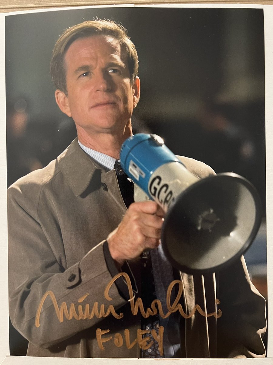 RT (Repost) by Monday, September 4 for a chance to win this 8x11 glossy photo of a guy named “Foley” signed in gold Sharpie! I’ll pick one winner and announce next #ModineMonday. Good luck! 🦇