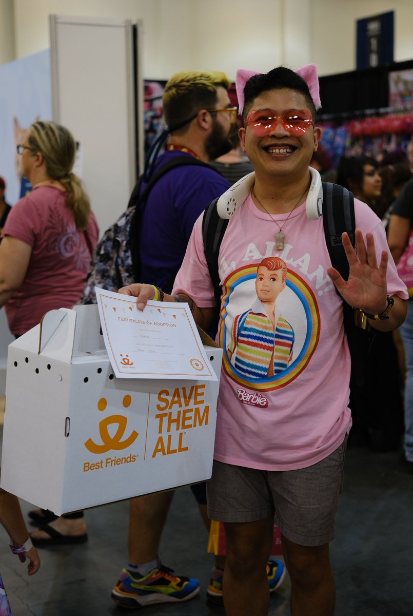 A big thank you to everyone who adopted a kitty at #catcon2023, as well as EVERY CATCON SINCE 2015, which brings our total to 1,025 total adoptions since CatCon started! Shoutouts to @bestfriends @spcaLA and @pasadenahumane who helped to facilitate all these adoptions!!