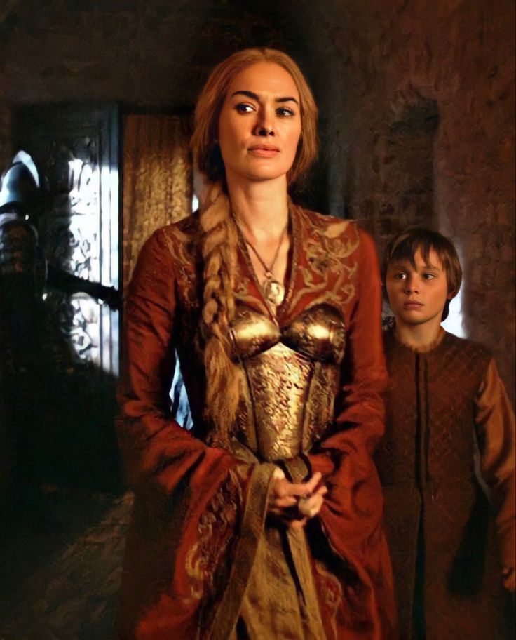 asoiafss's tweet photo. eu amo como a cersei lannister independente da situação sempre serve face card figurino babilônico e uma boa taça de vinho https://t.co/Dh0fAQERVU