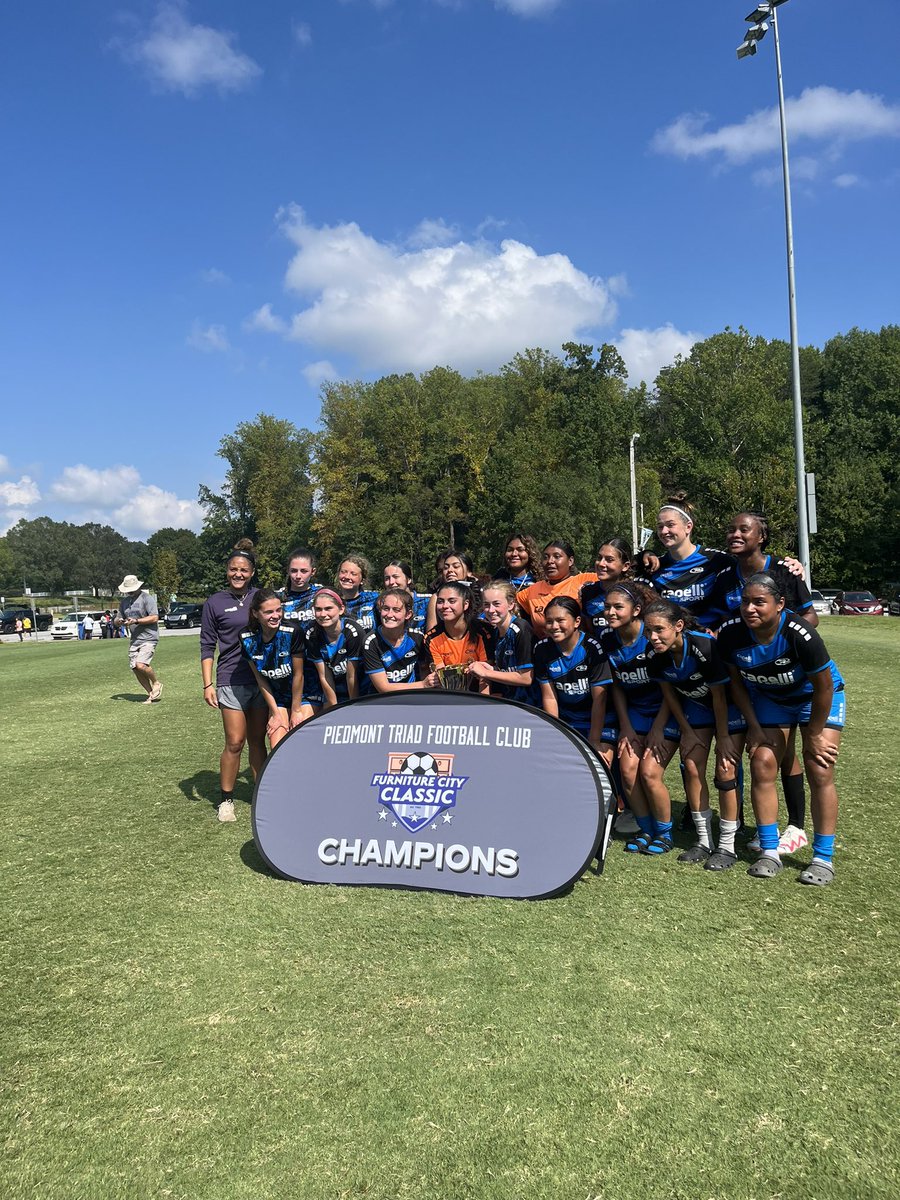 NCRushTriad's tweet photo. 𝐂𝐡𝐚𝐦𝐩𝐢𝐨𝐧𝐬 🏆🔵⚫️🦁

Congratulations to our 2005 Blue G on winning their division at @fcchighpoint event this past weekend. 

#rushsoccer #NCRT🦁#winstonsalem #ncsoccer #RUID https://t.co/yKL4MJB4Gl