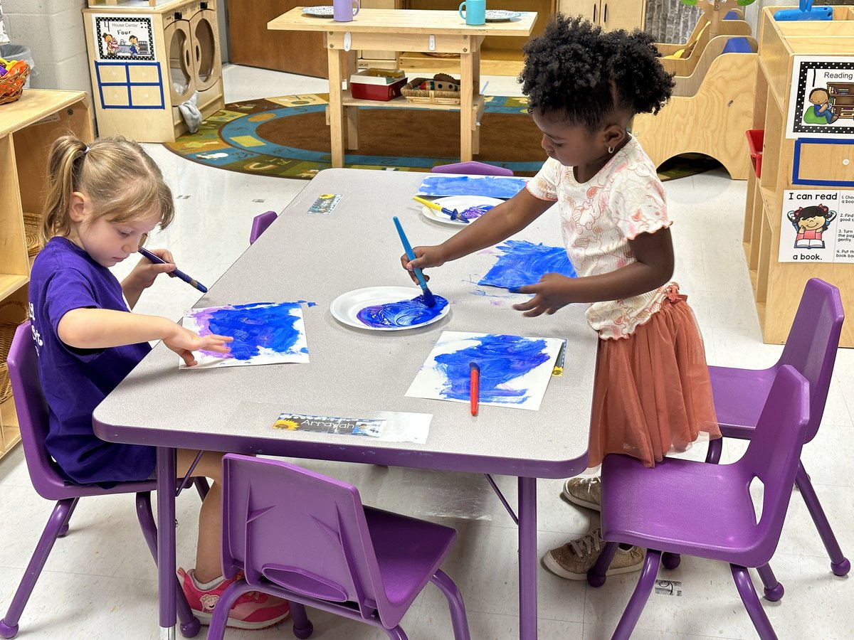 Happy First Day of Preschool! 
Today marks the beginning of an exciting new adventure full of fun, friends, and learning new things! ✏️