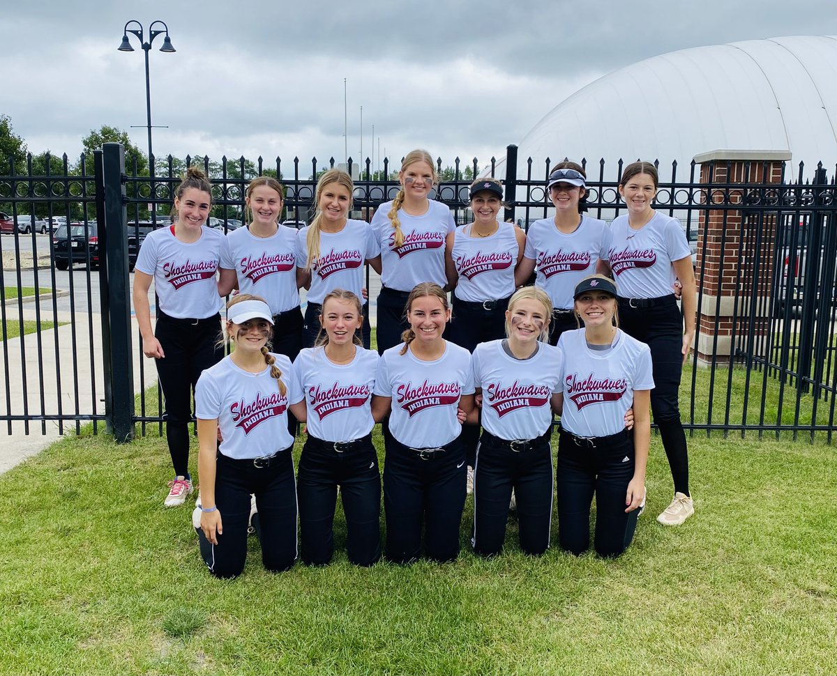 Shockwaves went 2-2 in the Top 50 Showcase in Crown Point, In this passed weekend. Shout out to Macey Ballard who pitched a shutout only allowing 1 hit and 12 K’s. Also shout out to Maya Valenta, Aly Earnest and Annika Lawrence collecting 2 solid base hits each for the weekend.