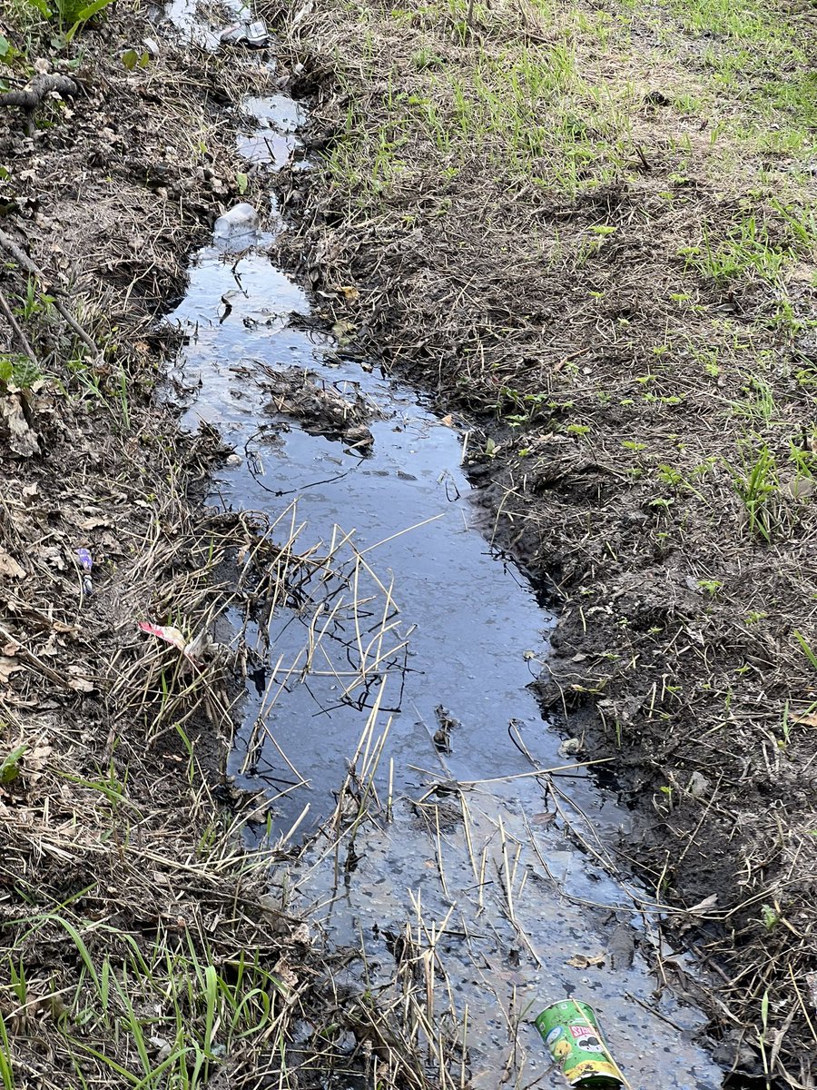 theRelational1's tweet photo. When will @coventrycc and @PersimmonHomes do something about this dump! Theyve cleared out the end that was not a problem! Yet have left the mud their workers dumped! https://t.co/HccjhuPTVl