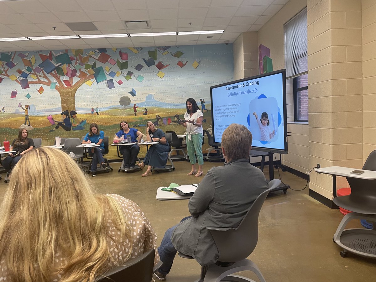 Celebrating my amazing colleague ⁦<a href="/teachtallant/">Heather Tallant, Ed.D.</a>⁩! Providing consistency and coherence on assessment at the fabulous Shiloh Elem.<a href="/FCSTandL/">Forsyth County Schools Teaching & Learning</a>⁩ ⁦<a href="/SPESBen/">Ben Jones</a>⁩