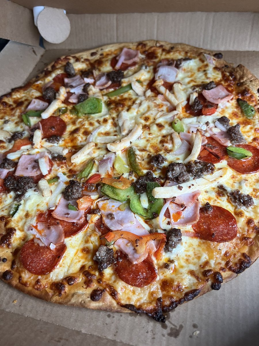 p_kazzi3P's tweet image. Me: “Must lay off the cheese!”
Also me … #cheeseaddict