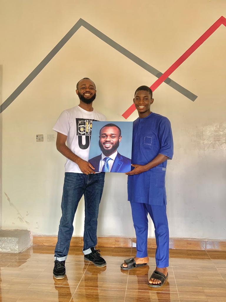 YateghteghSKY's tweet photo. Earlier today, I had a heartwarming surprise at @SKYHubNigeria. A young and cheerful fellow named Godwin Penda dropped by, and his visit came with a thoughtful gesture. He gifted me a portrait 🥰. With a beaming smile, he said, "Oga Sky, I've never really given you anything before, so here's a little token for you."😁

Godwin is quite a talent. He's a graphics designer, a blogger, and he's even diving into the world of web development. He's been a friend, colleague, and even teammate on the volleyball court. Yes, I play volleyball 😀!

If you're in Makurdi or anywhere else, and you're in need of graphic design, branding services or something like this, don't hesitate to reach out to Godwin. He's a BSU student juggling his studies and this cool side hustle. Let's support his skills.

Thanks a bunch, Godwin, for your thoughtful gesture and for being such a great all-around guy! 🌟🙌