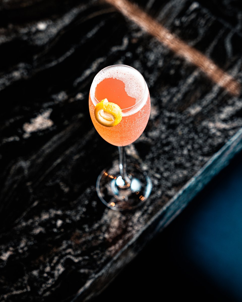 Beat the summer heat with the Gentle Giant cocktail. ☀️ Made with Belvedere pear ginger vodka, Lo-Fi Gentian Amaro, thyme simple syrup and Magners Irish apple cider.