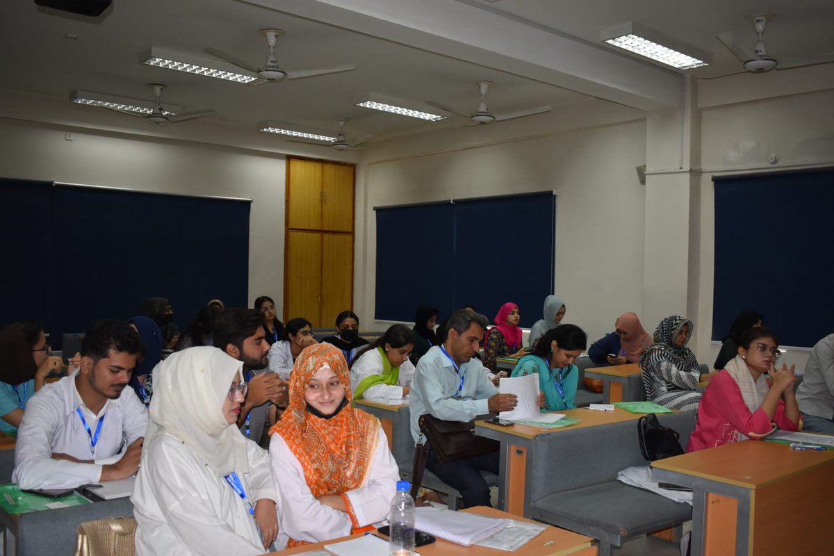 NustSmme23310's tweet photo. Wonderful response at the training on laboratory techniques in biomedical sciences. The participants were quite invested in the session and all the activities.
#BiomedicalEngg
#SMME
#NUST https://t.co/bFwRibKRcw