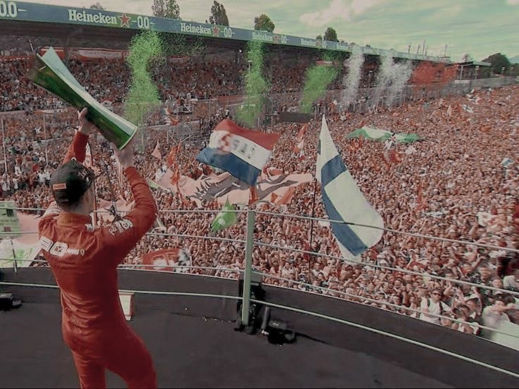 CaptainTodoroki's tweet photo. @FanaticsFerrari "He won in Spa, he wins in Monza! Charles Leclerc is the winner of the 2019 Italian Grand Prix!" https://t.co/vsyyp8Bhg7
