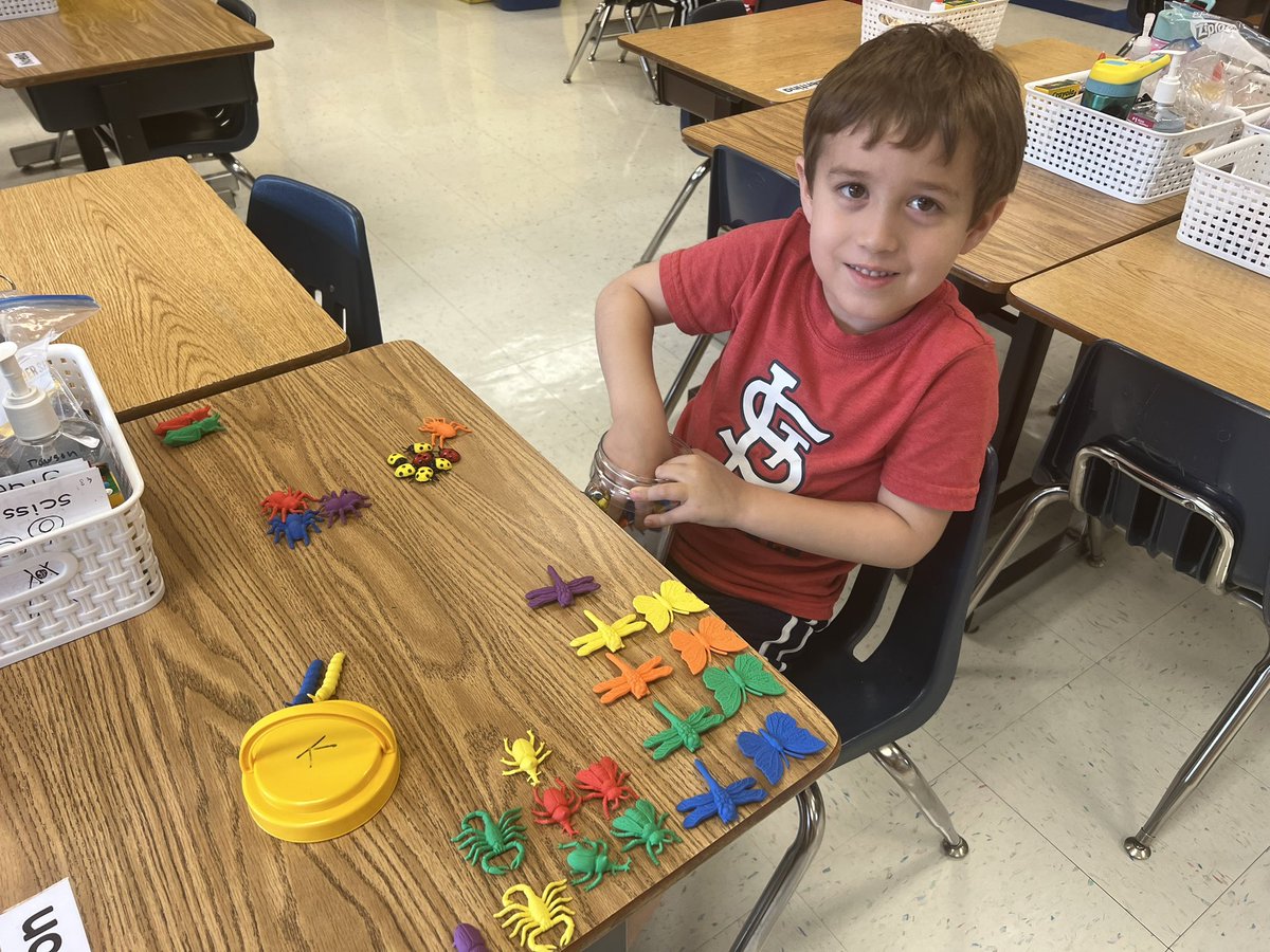 Check out these kindergarteners! They are already making patterns and sorting while exploring manipulatives!