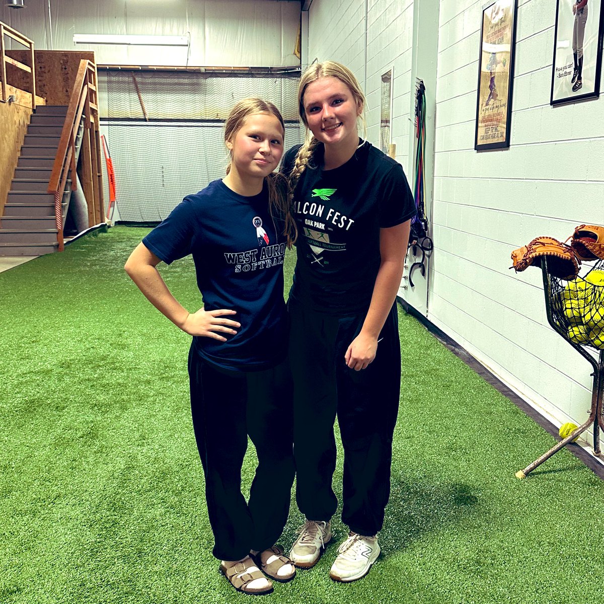 MacieSpenny's tweet image. Always working hard… and always fun with @RileySchuller1! @CatchingCoach
#BACKSTOPS #CATCHERS
@WascoDiamonds @WD14uJH @WA_softball @PurpleHays76 @Syco_Softball