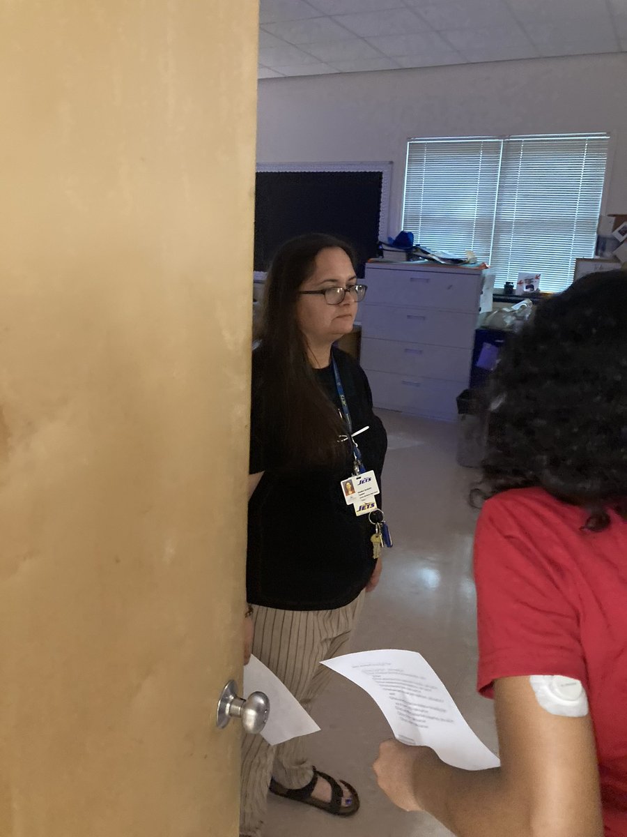 JMHS Yearbook tweet media