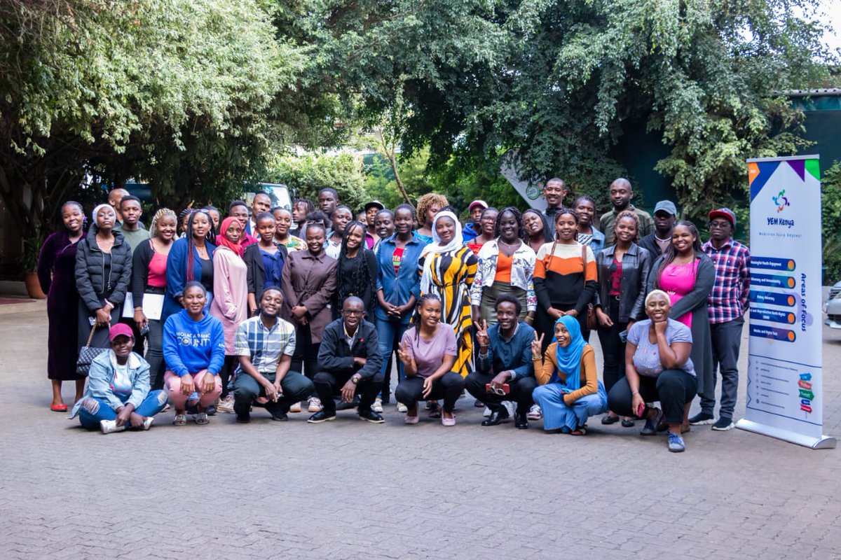 KenyaVmf's tweet photo. It was a pleasure for Violet Mbiti Foundation to be invited to a youth consultative forum by @YEMKenya as we commemorate Katiba Day.
It is imperative for Sexual Reproductive Health policies to be implemented as outlined in the Constitution.
#Katiba4SRHR https://t.co/raNxdtyTC6