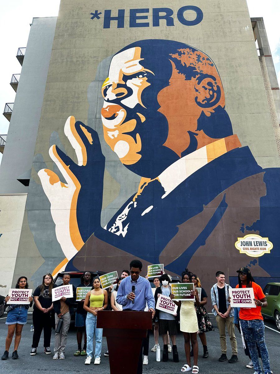 HAPPENING NOW: We’re honoring the 60th anniversary of the March on Washington and launching our official policy agenda, the Young People’s Platform. We know that politicians won’t save us. We save ourselves. #gapol #webuildthefuture