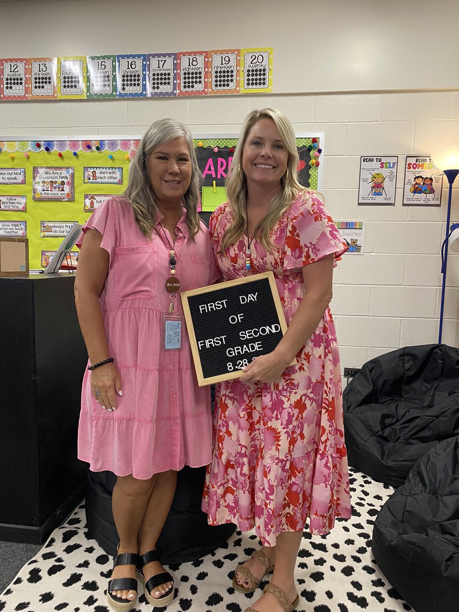 Year 2 working side by side 23-24 1/2 Combo
@BHicksk1 
<a href="/BENPanthers/">Bennett Panthers</a> 
<a href="/DrCarlaNeal/">Carla Neal</a> 
#OneChatham