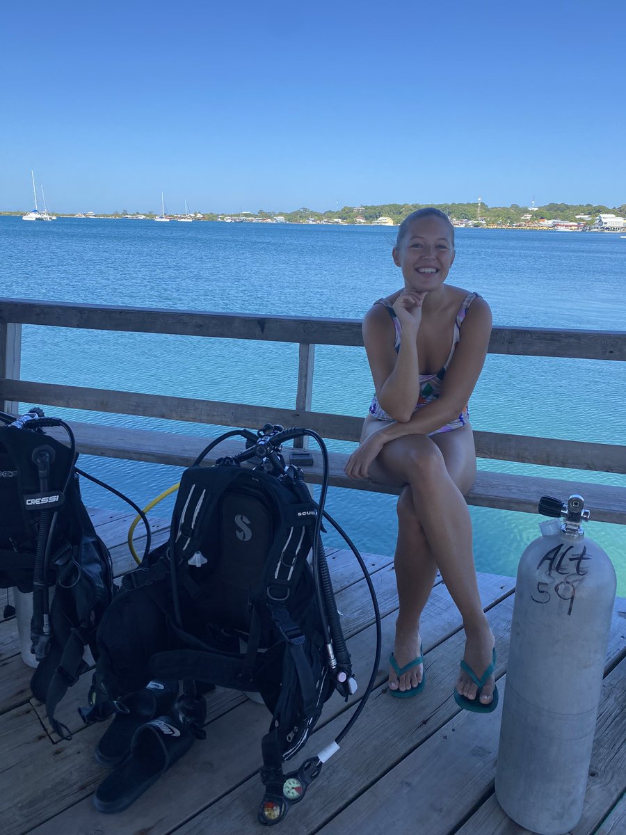 Clarageogteach1's tweet photo. Country 11) Honduras

We completed our open water scuba diving course here on the island of Utila 🇭🇳 https://t.co/FhvGeKVz9X