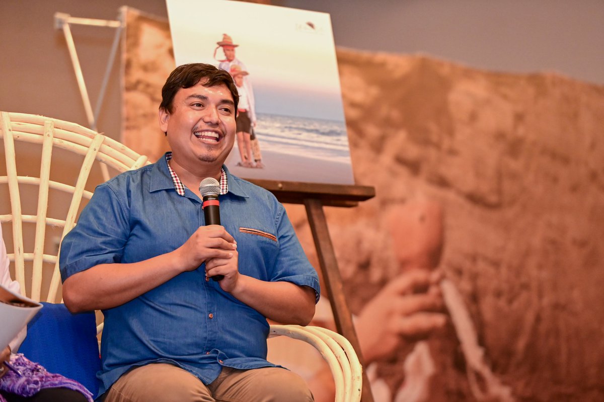 "Ha sido un reto muy grande dividirme entre andar en la farándula y cumplir con los rituales mayos de los que soy también parte" Nos confiesa Chema, mejor conocido en el Valle del Mayo como Sewa Juyappo.