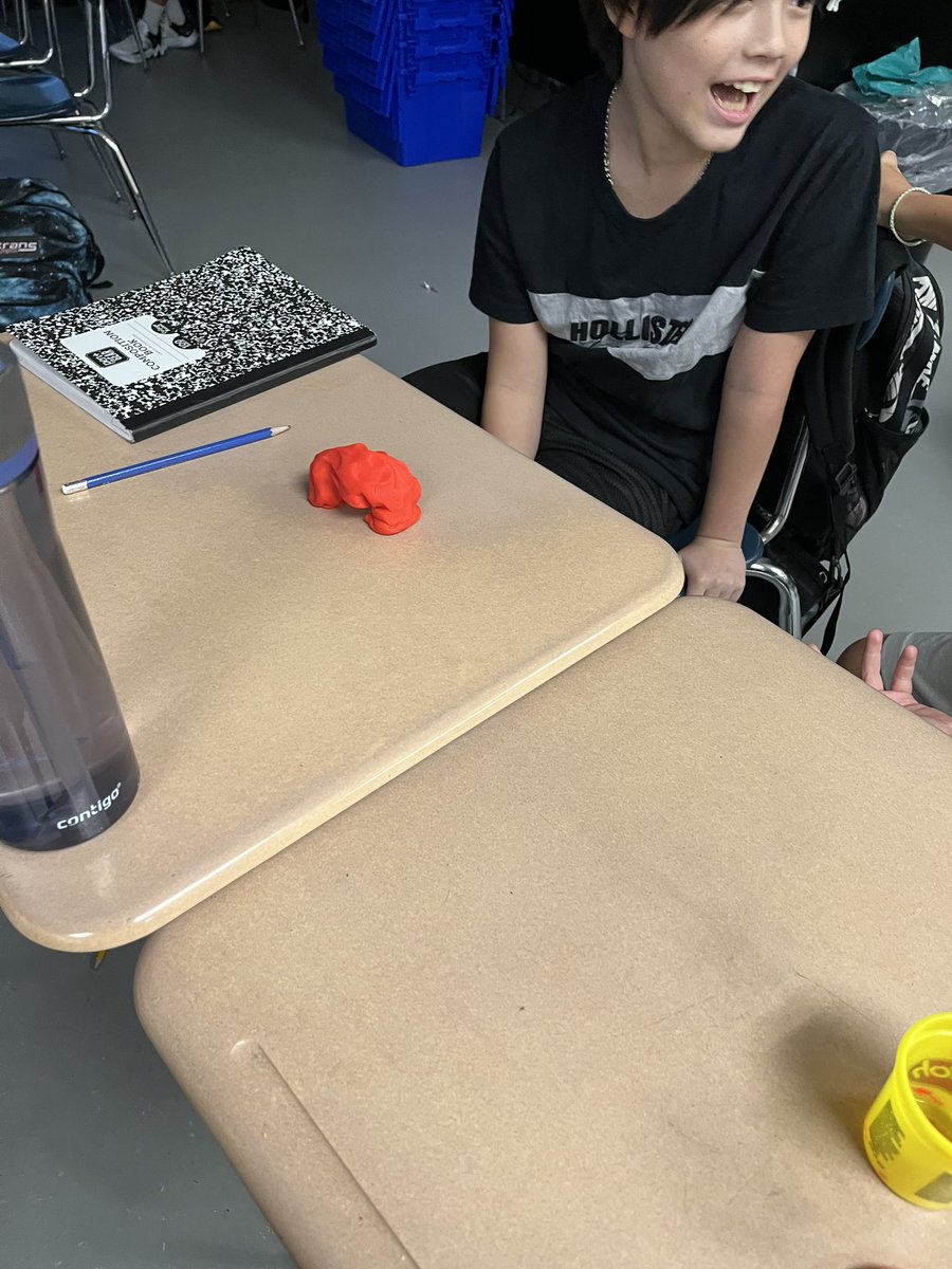 MBookworms's tweet photo. Landform Play-doh Pictionary #BeRoyal https://t.co/9nOqGlieMR