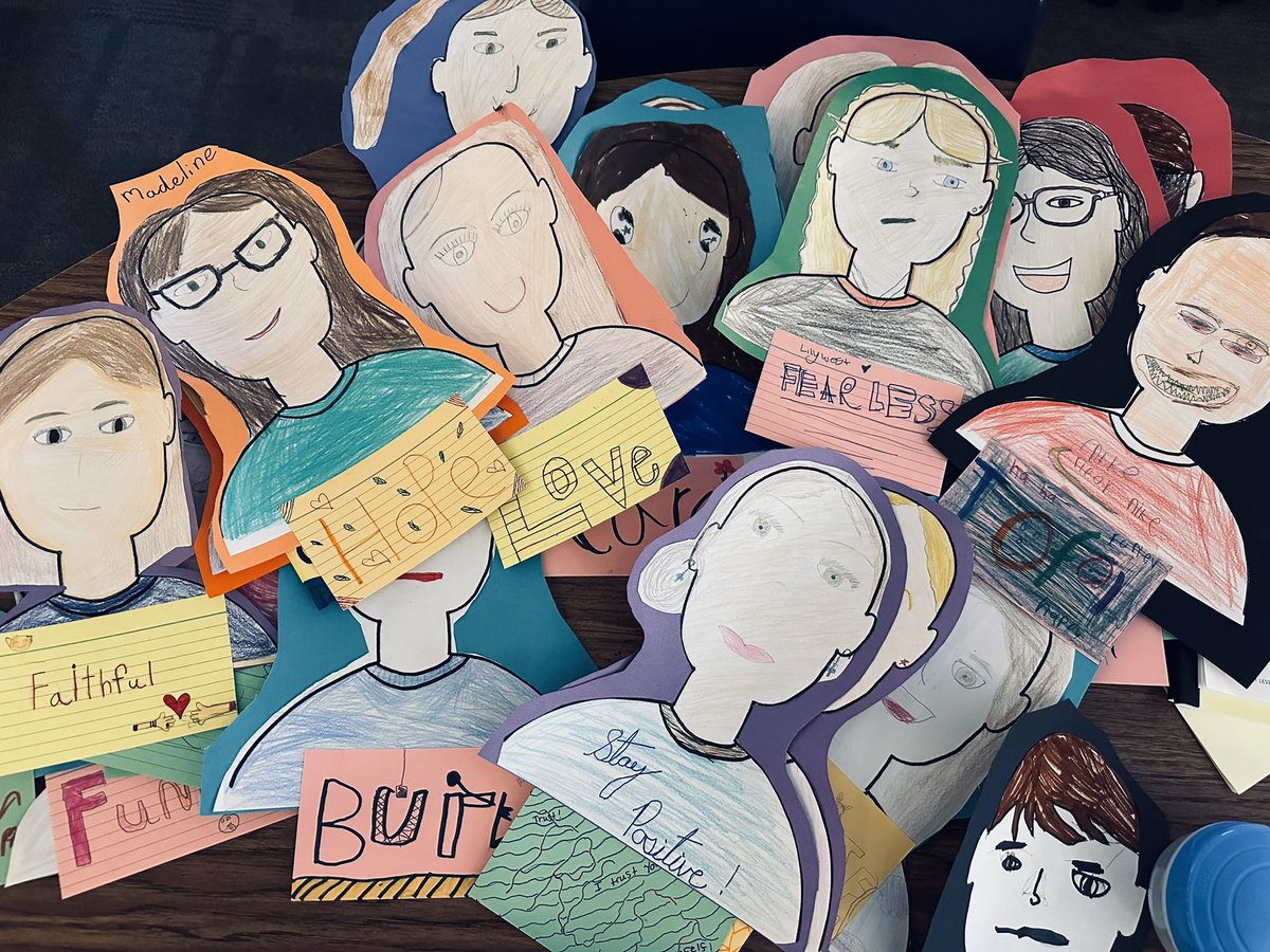 Look in, look up, look out! Our crew found their word to help make 4th Grade our best year yet!