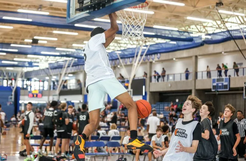 Fresh Coast Hoops (@freshcoasthoops) on Twitter photo "Minnesota Freshman Showcase: Max's Wing Standouts"
Seven wing prospects who impressed in the games I watched at the #PHFreshmanShowcaseMN! <a href="/NorthstarHoops/">Northstar Hoops</a>
prephoops.com/2023/08/mn-freโฆ "Minnesota Freshman Showcase: Max's Wing Standouts"
Seven wing prospects who impressed in the games I watched at the #PHFreshmanShowcaseMN! <a href="/NorthstarHoops/">Northstar Hoops</a>
prephoops.com/2023/08/mn-freโฆ