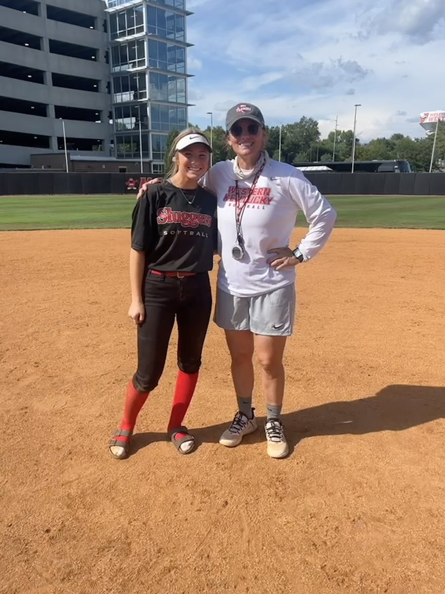 Carly Bryant tweet media