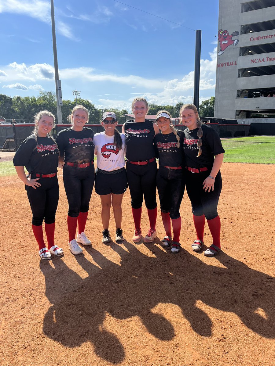 Carly Bryant tweet media