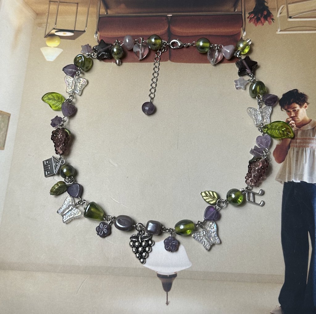 braceletladyy's tweet photo. harry jewelry giveaway!! 

1 winner will get a custom of anything they want! bracelet, keychain, earrings, etc!

everything below will be available to purchase this sunday! 

to enter
- follow me + rt
-rt this tweet

ends sunday 9/3, same day as the drop! https://t.co/Ry1hLUNHts