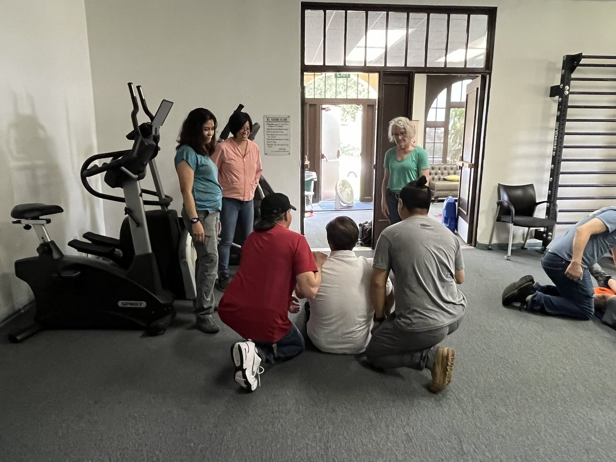 CERTsd2004's tweet image. CERT SD team members learning safe lifting techniques.