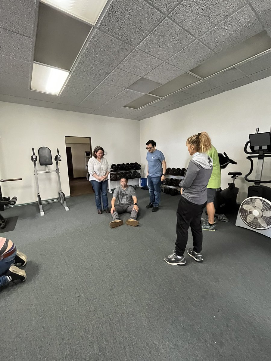 CERTsd2004's tweet image. CERT SD team members learning safe lifting techniques.