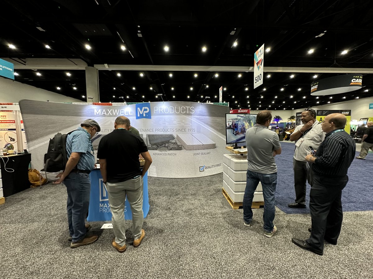 maxprodinc's tweet photo. For those at or going to #PWX2023 in San Diego this week, come see us &amp; say hello at booth 433! Learn more about next generation crack sealants (#Elastoflex &amp; #NUVO), as well as #GAPMastic &amp; #GAPPatch #pavementrepair materials. #pavementpreservationproducts #pavementmaintenance https://t.co/QfqDl4k6SQ