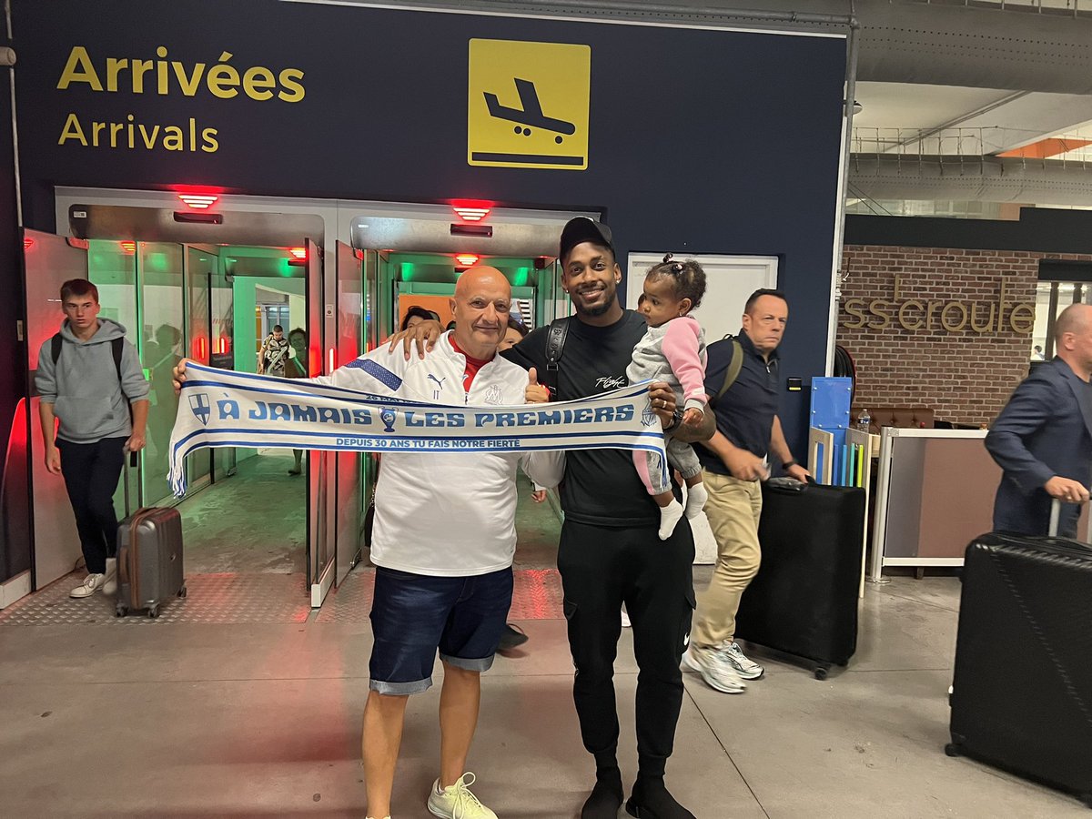FabrizioRomano's tweet photo. Michael Murillo in Marseille ahead of OM permanent move from Anderlecht ⚪️🔵 https://t.co/6Wi12Ufphg
