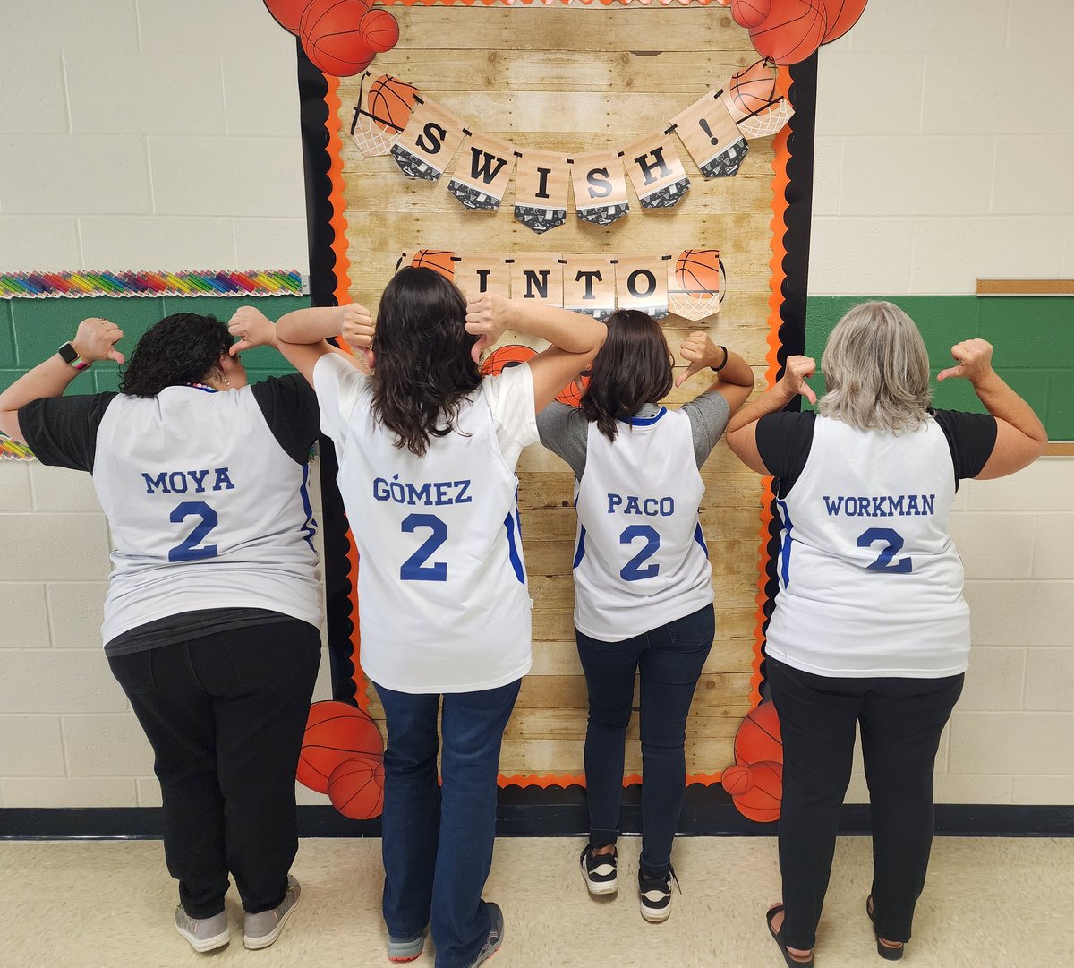 LaMaestraPaco's tweet photo. Our first day in 2nd grade was a slam dunk! #teampaco #team2ndgrade #teamfisher #teamnorthside https://t.co/wAFmZYjZvF