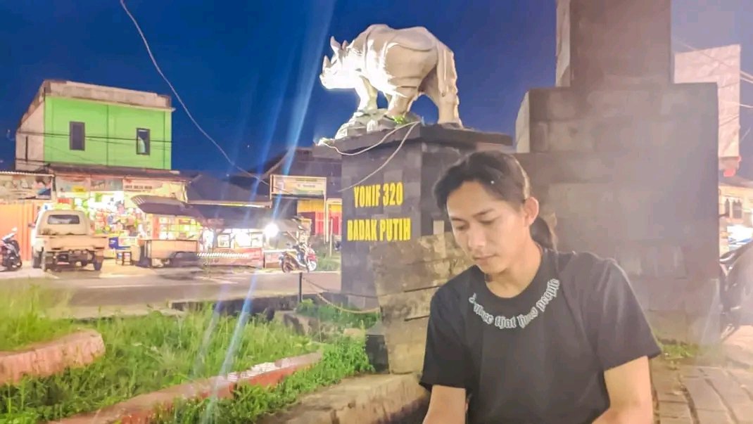 SintiaVcs's tweet photo. Pingin terkenal katanya
Hubungi aja wa nya
085894248851

#viralvideo #viralindo #viraltangerang #infotangerang #beritatangerang https://t.co/ANDiri6mcA