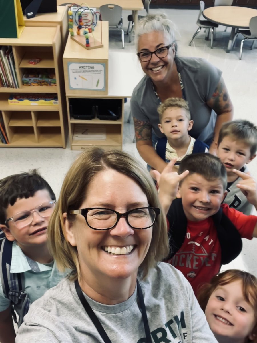 First days are filled with ✨ FUN and EXCITEMENT! ✨

Mrs. Reding and Ms. Mandy's class had a blast on their first day of Pre-K!!

#NRVikings