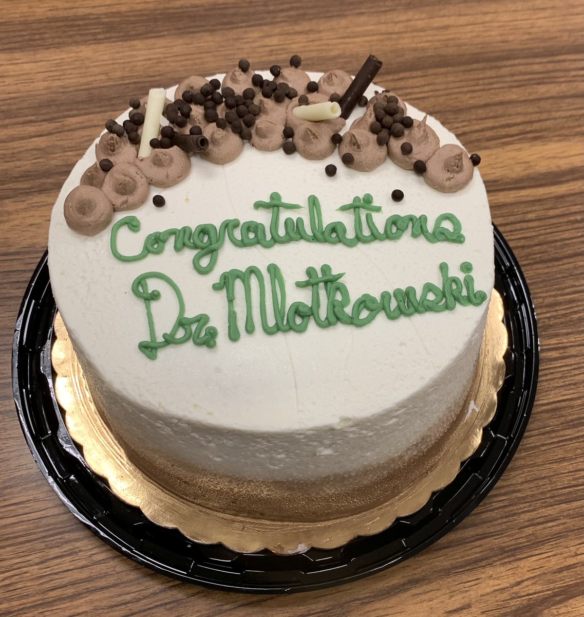 Congratulations, Dr. Mlotkowski! #35 of the Chow lab PhDs!! Fun fact: Alan was the first PhD from the lab to be born AFTER I started my faculty position. <a href="/Alan_Mlotkowski/">Alan J. Mlotkowski</a>  <a href="/waynestatechem/">waynestatechem</a>