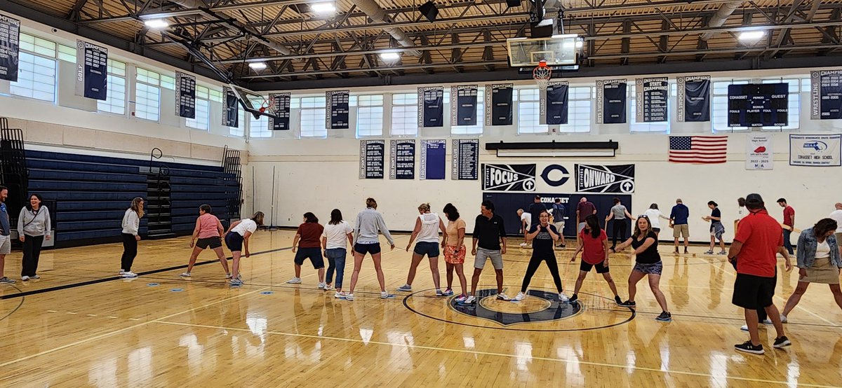 SuperCohasset's tweet image. Wonderful seeing staff at today&apos;s convocation.  #amazingeducators