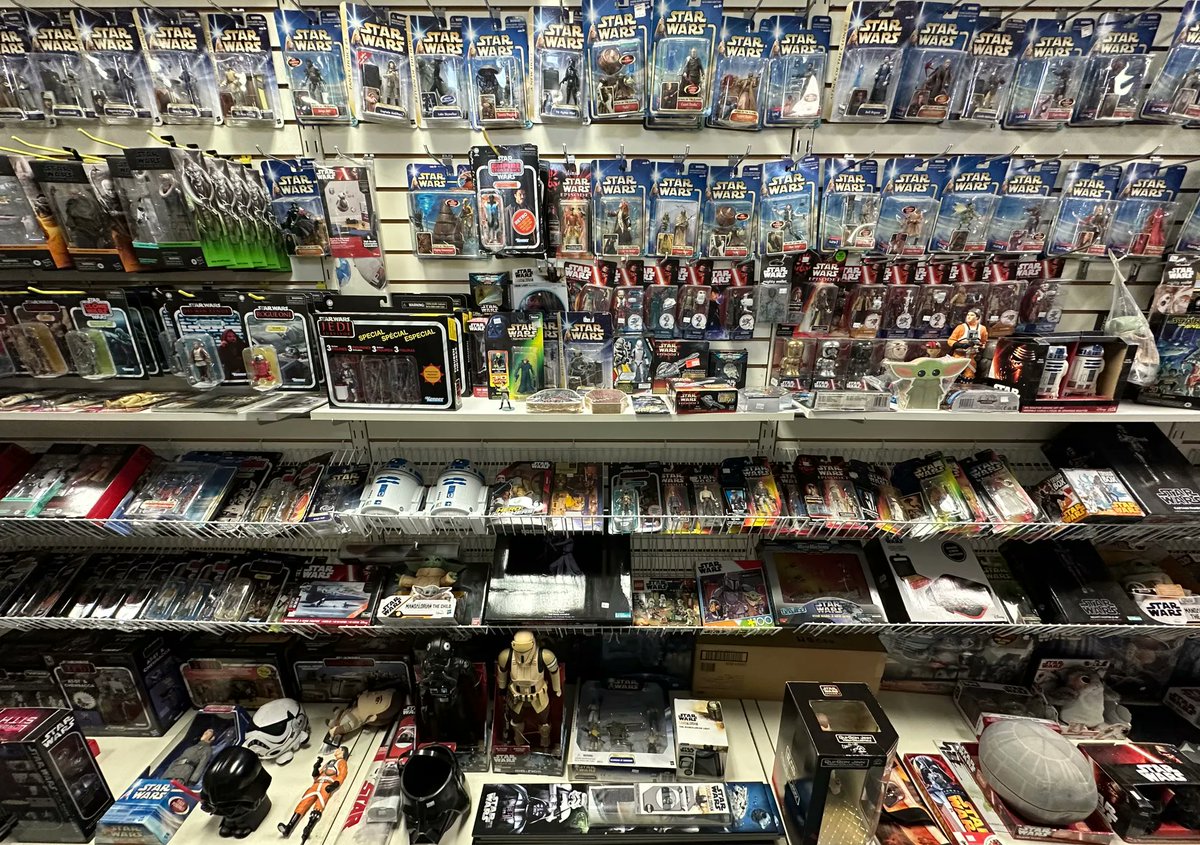 CQevansville's tweet photo. Our selection of Star Wars toys is out of this world! Start or expand your collection of these timeless characters today!
We are located at 8401 N Kentucky Ave Suite C in Evansville
#StarWars #StarWarsToys #ActionFigured https://t.co/T7wyPdN9pn