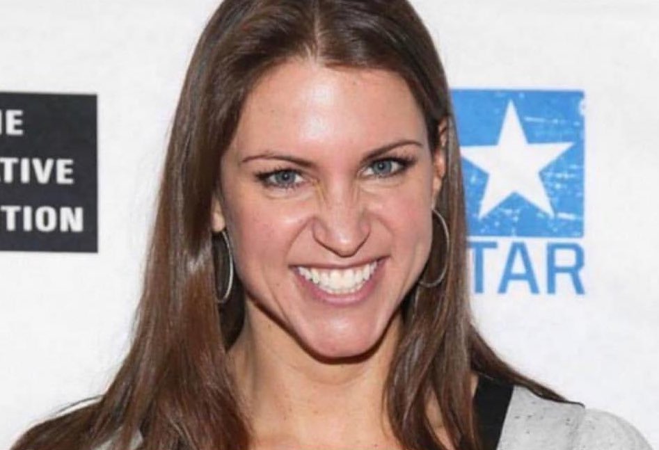 megantheevalium's tweet image. How I feel eating Tostitos hint of lime chips