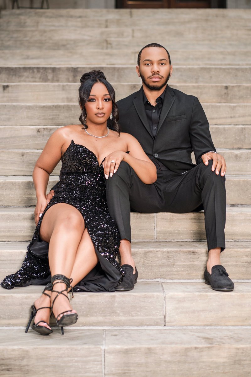 Payy_TRAYHomage's tweet image. This is power, this is pride
King and Queen, so divine
If love could kill it'll be a homicide
No describing, this thing we got
Ain't nothing like black love 😮‍💨🖤.
@KingKera 

#EngagementShoot