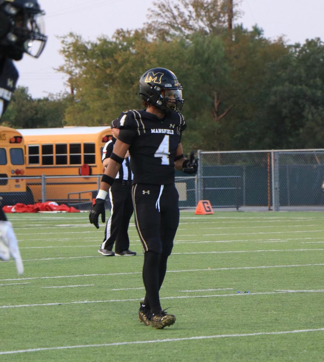 THRASH4️⃣ (@dthrash4_) on Twitter photo hudl.com/v/2LSU60
First game highlights lotta work to do but we 1-0!! <a href="/mansfield_fb/">Mansfield Football</a> <a href="/Coach_QuestHuff/">Marqueston “Quest” Huff</a> <a href="/CoachCPulliam/">Coleby Pulliam</a> hudl.com/v/2LSU60
First game highlights lotta work to do but we 1-0!! <a href="/mansfield_fb/">Mansfield Football</a> <a href="/Coach_QuestHuff/">Marqueston “Quest” Huff</a> <a href="/CoachCPulliam/">Coleby Pulliam</a>